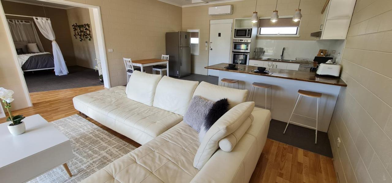 Comfort Inn & Suites King Avenue Sale Dış mekan fotoğraf