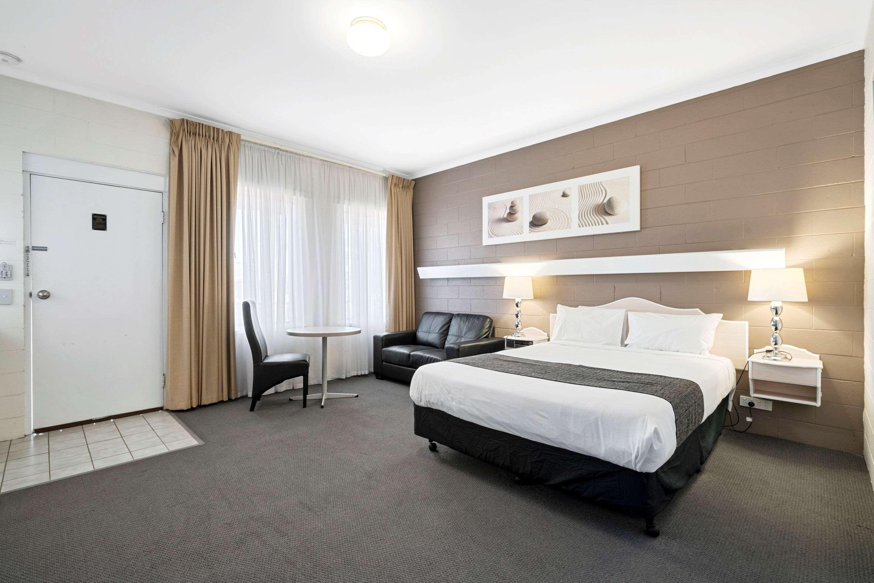 Comfort Inn & Suites King Avenue Sale Dış mekan fotoğraf