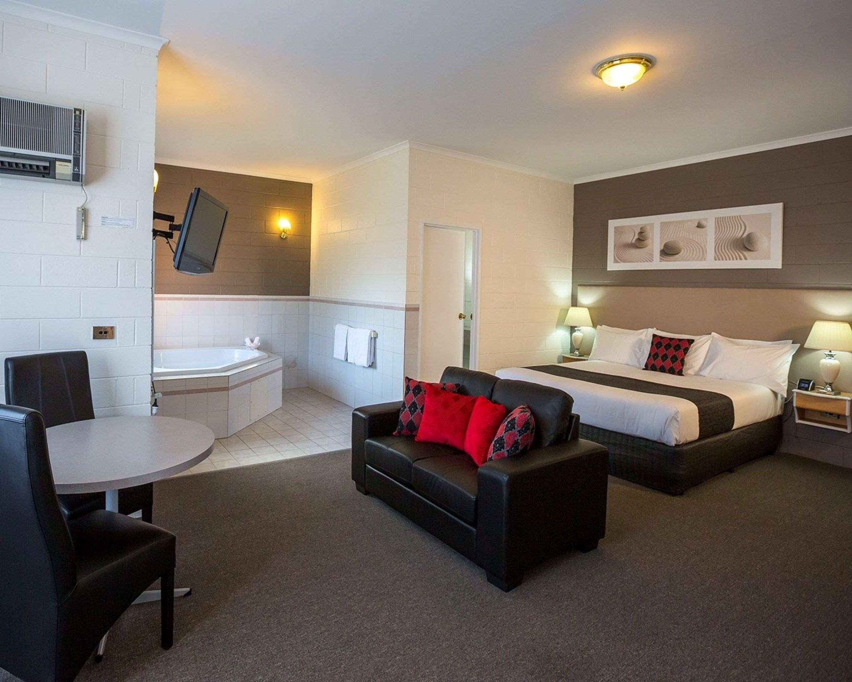 Comfort Inn & Suites King Avenue Sale Dış mekan fotoğraf