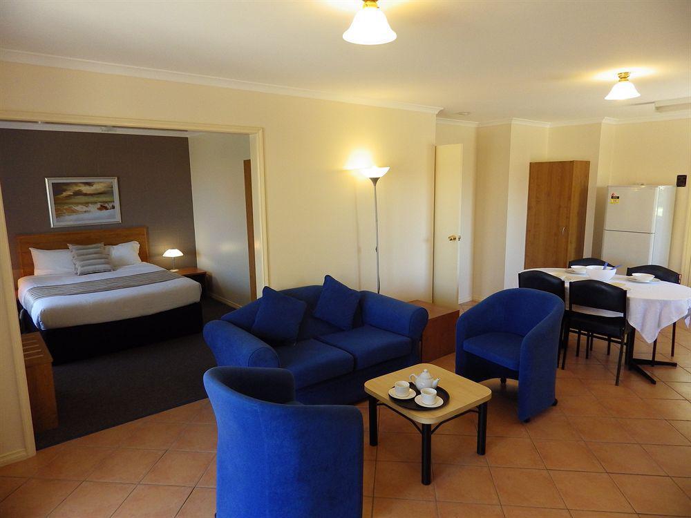 Comfort Inn & Suites King Avenue Sale Dış mekan fotoğraf